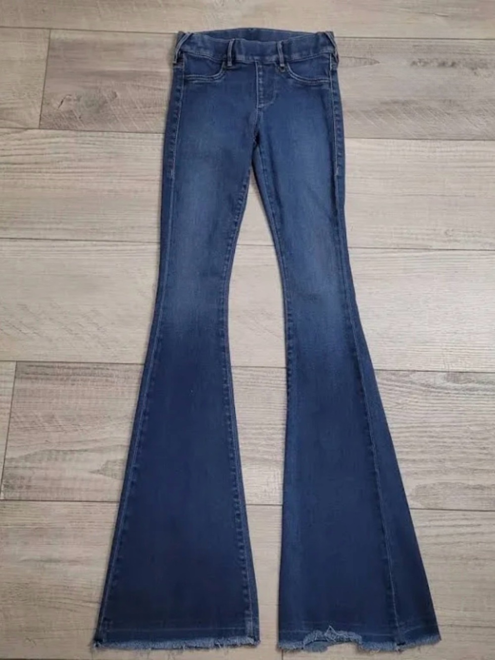 True Religion Runway Flare Dark Blue denim leggings with Raw Hem, Sz S